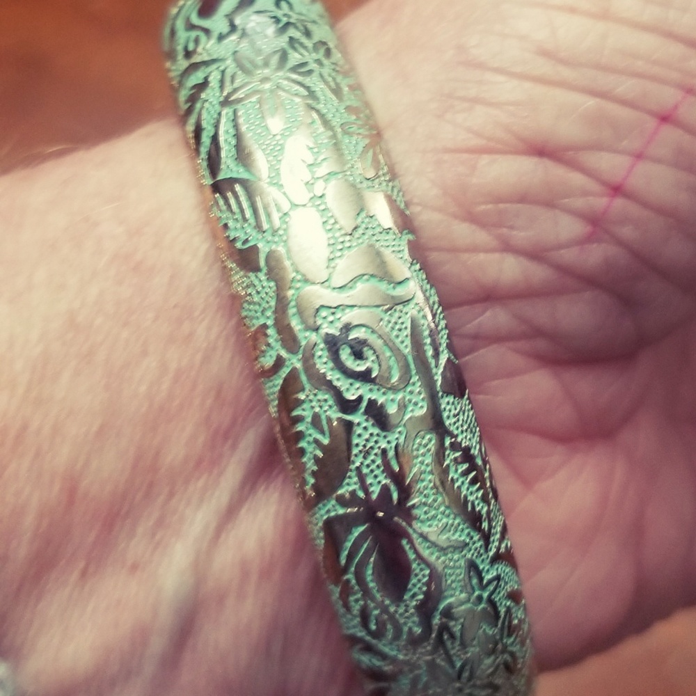 Copper and green etching designed filled bangle